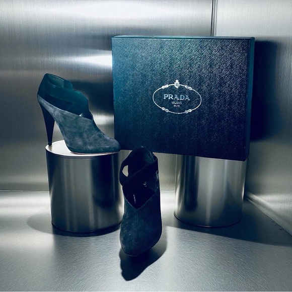 PRADA AUTHENTIC SHOES smoky slate gray suede-Heel sassy Comfort 38 1/2 - Picture 1 of 6